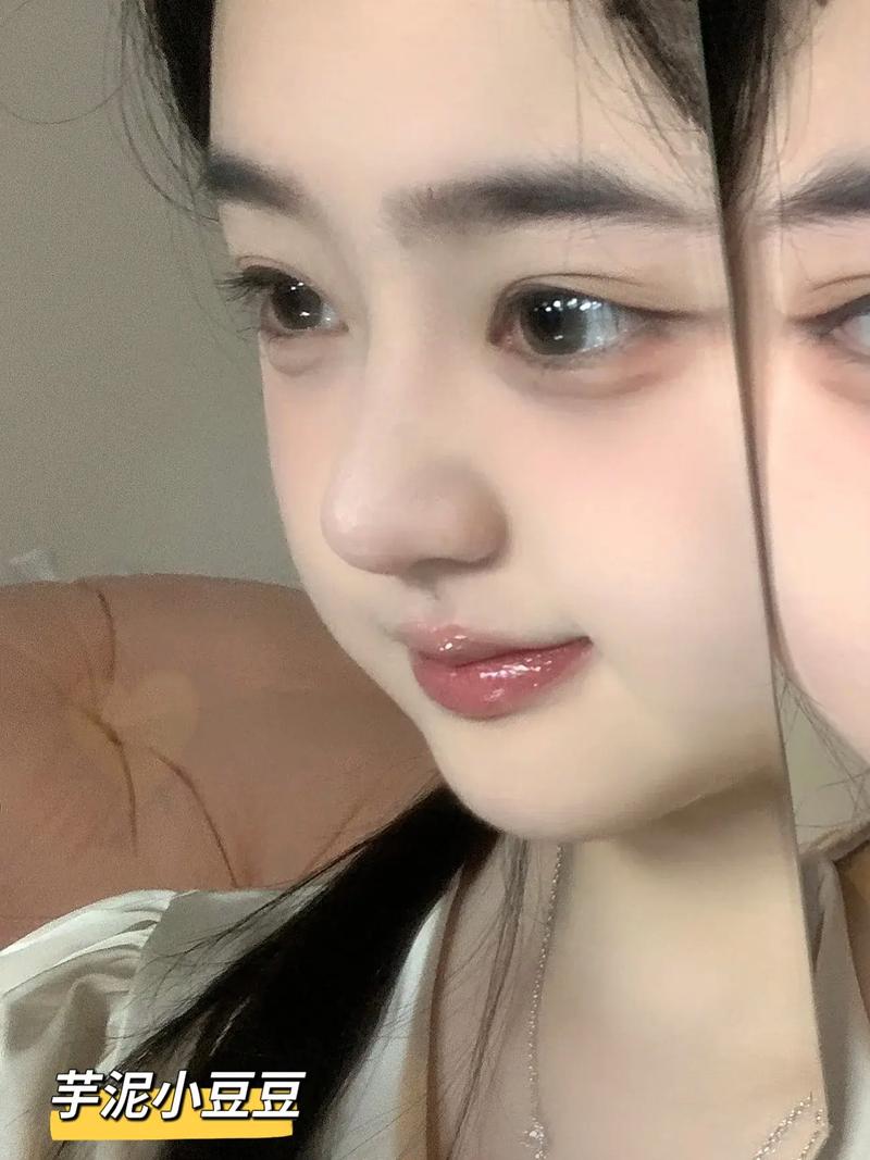 新手化妆教程学生党化妆品,新手学生党化妆必备化妆品-第5张图片-美妆 新手化妆教程学生党化妆品,新手学生党化妆必备化妆品-第5张图片-美妆