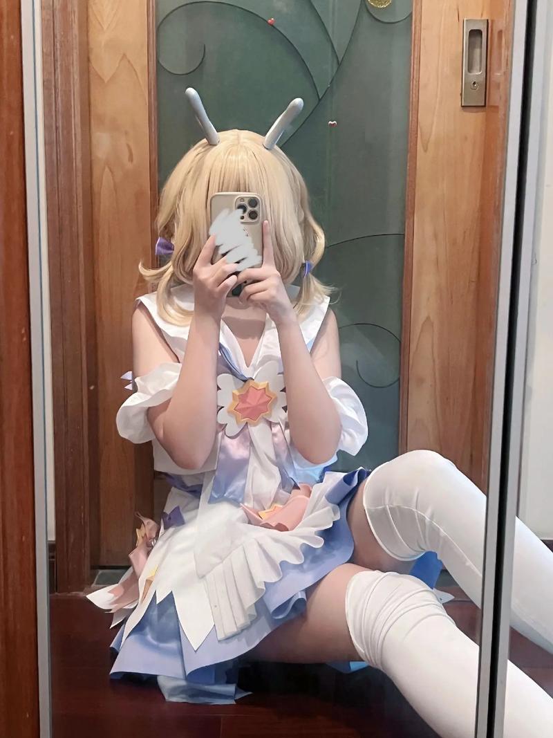 新手小白cos化妆教程,新手小白cos化妆教程图片-第6张图片-美妆 新手小白cos化妆教程,新手小白cos化妆教程图片-第6张图片-美妆