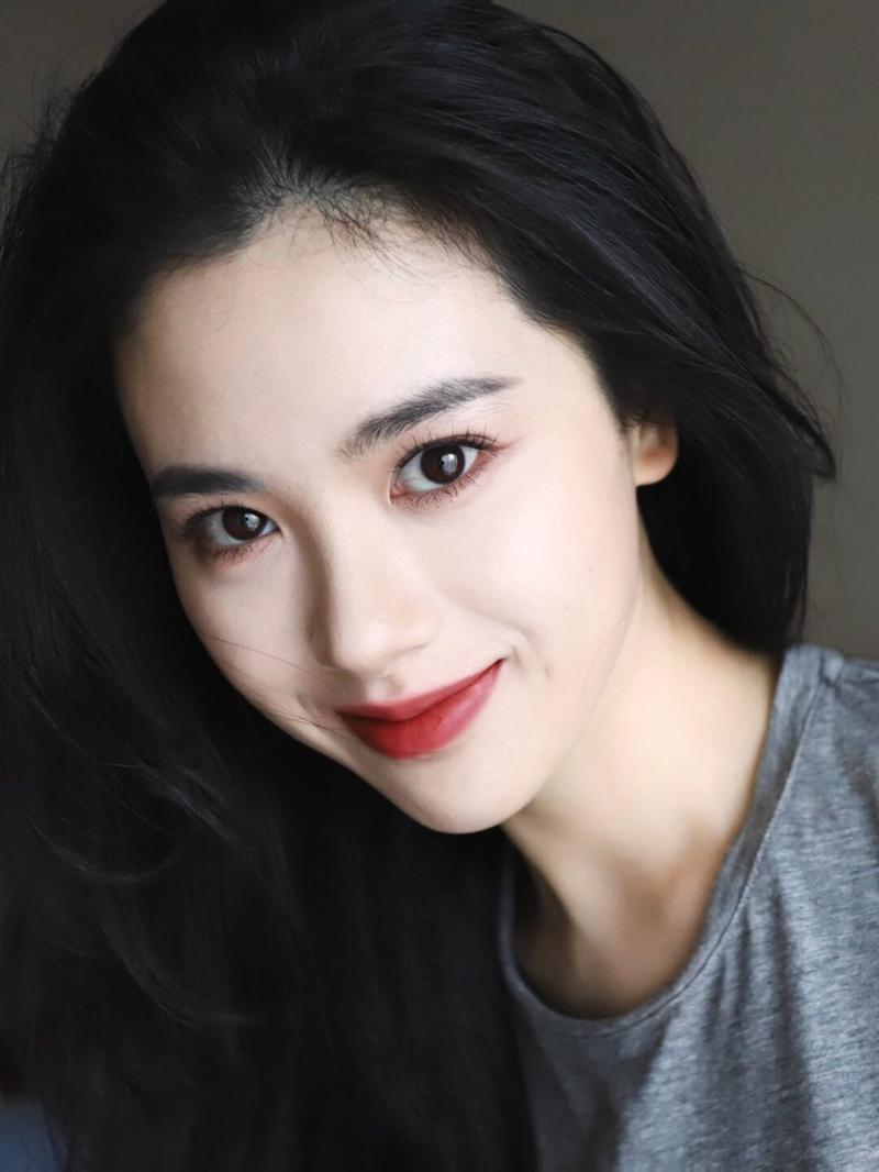 辣妹化妆教程淡妆(辣妹化妆品是啥)-第2张图片-美妆 辣妹化妆教程淡妆(辣妹化妆品是啥)-第2张图片-美妆