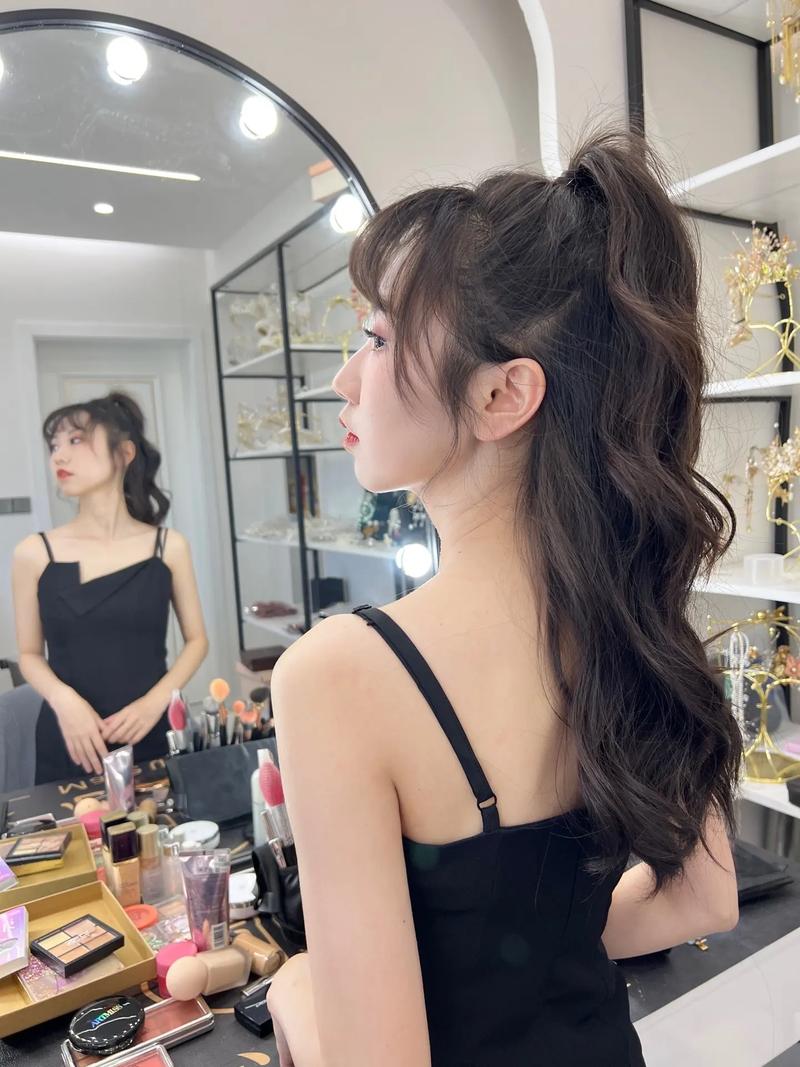 新手化妆约会教程（新手化妆约会教程图片）