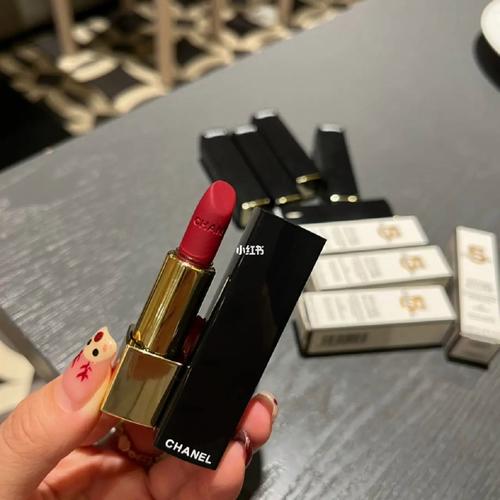 法国化妆品小样香水推荐(法国小众香水)-第6张图片-美妆 法国化妆品小样香水推荐(法国小众香水)-第6张图片-美妆