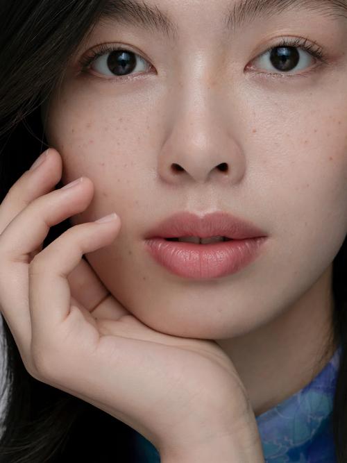 日系美女淡妆化妆教程,日系淡妆化妆步骤
