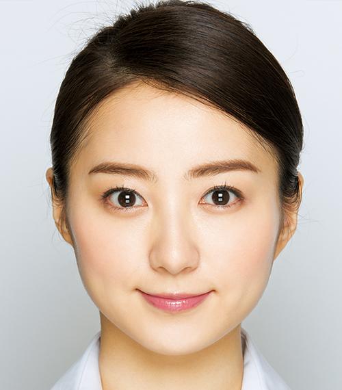 面试淡妆化妆教程眼影（职场面试时女生比较好化点淡妆化妆尽量用什么比较适合）